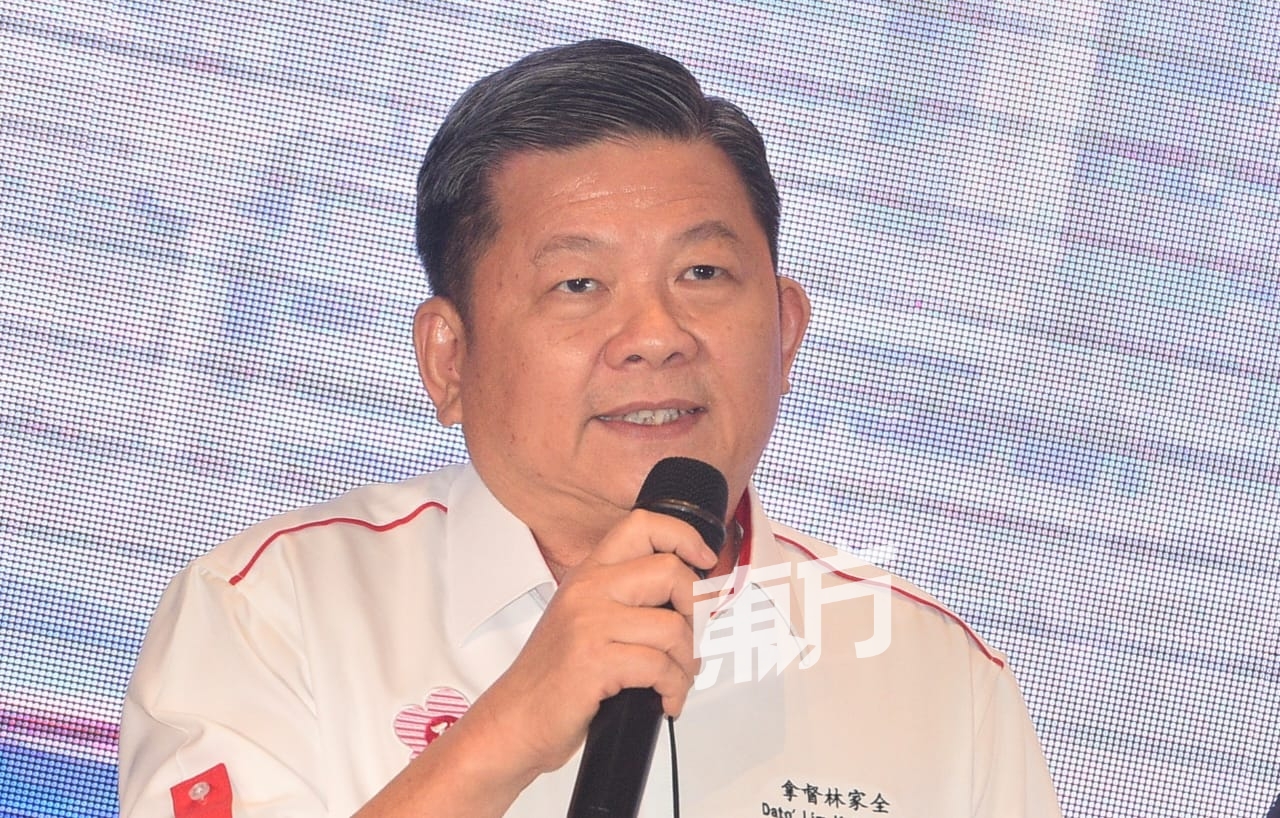 华总总会长拿督林家全为《Youth in Action 2.0：青年政治论坛》致开幕词。