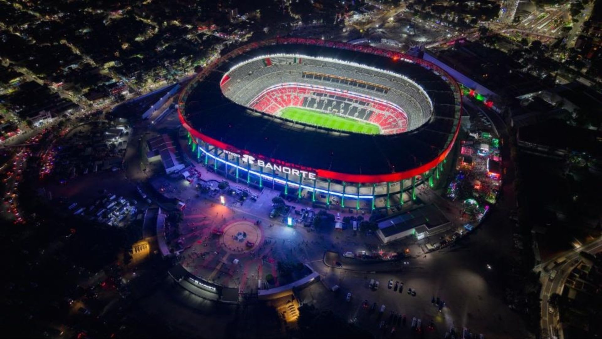 第一场开幕式在墨西哥阿兹特克体育场（Estadio Azteca）举行。（图取自新华社）