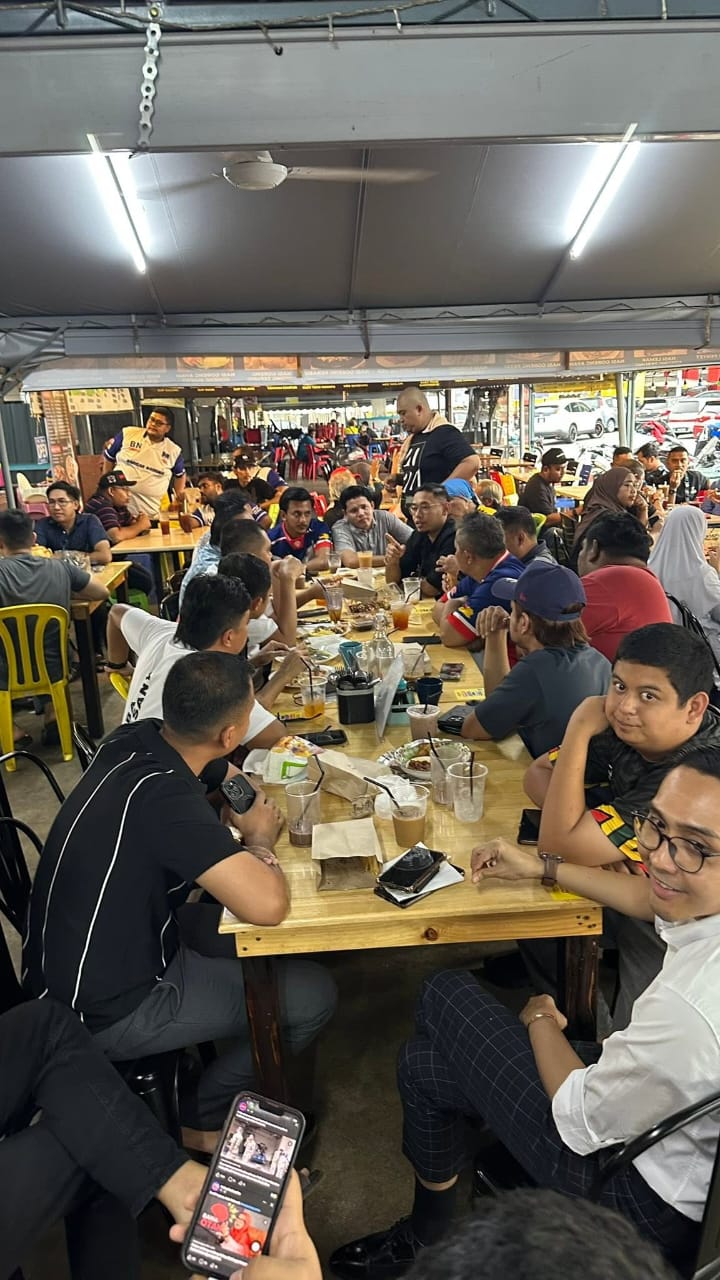 三场交流会获得青年团成员踊跃出席交流。 三场交流会获得青年团成员踊跃出席交流。
