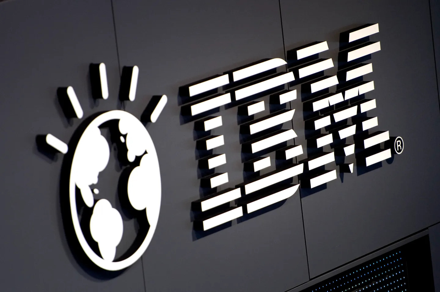 在量子计算的赛道上,IBM被公认为是美国量子国家队的核心。(法新社档案照) 在量子计算的赛道上,IBM被公认为是美国量子国家队的核心。(法新社档案照)