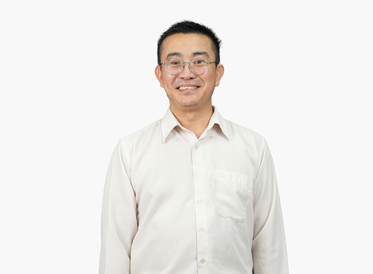 上届州选失利的杨敦祥再度上阵。 上届州选失利的杨敦祥再度上阵。